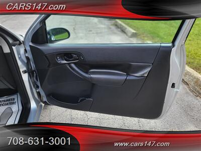 2005 Ford Focus ZX3 SE - Photo 15 - Midlothian, IL 60445
