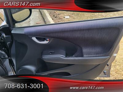 2012 Honda Fit Sport   - Photo 27 - Midlothian, IL 60445