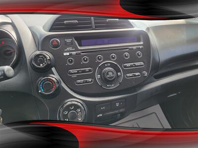 2012 Honda Fit Sport   - Photo 19 - Midlothian, IL 60445