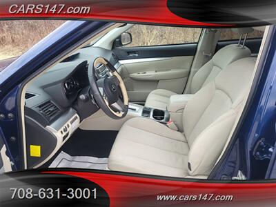 2010 Subaru Outback 3.6R Premium   - Photo 11 - Midlothian, IL 60445