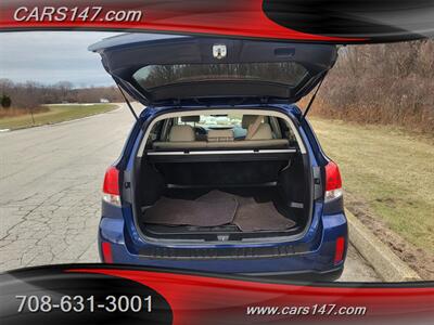 2010 Subaru Outback 3.6R Premium   - Photo 10 - Midlothian, IL 60445