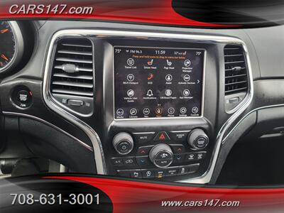 2018 Jeep Grand Cherokee Sterling Edition   - Photo 17 - Midlothian, IL 60445