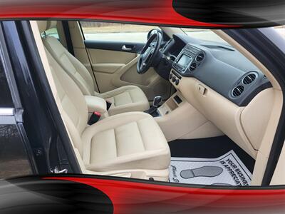 2015 Volkswagen Tiguan SE 4Motion   - Photo 12 - Midlothian, IL 60445