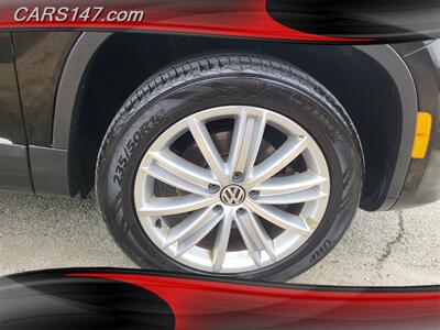 2015 Volkswagen Tiguan SE 4Motion   - Photo 32 - Midlothian, IL 60445