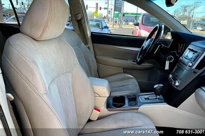 2013 Subaru Outback 2.5i Premium   - Photo 23 - Midlothian, IL 60445