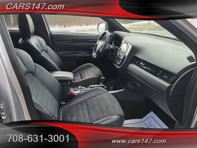 2019 Mitsubishi Outlander LE - Photo 12 - Midlothian, IL 60445
