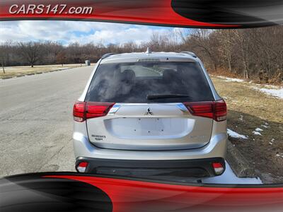 2019 Mitsubishi Outlander LE - Photo 8 - Midlothian, IL 60445