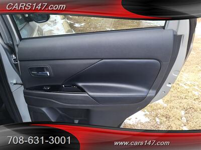 2019 Mitsubishi Outlander LE - Photo 25 - Midlothian, IL 60445