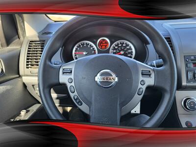 2011 Nissan Sentra 2.0   - Photo 16 - Midlothian, IL 60445