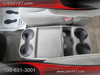 2007 Toyota Sienna CE 7-Passenger   - Photo 22 - Midlothian, IL 60445