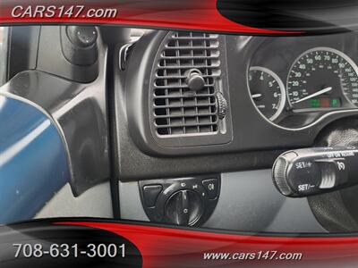 2006 Saab 9-3 2.0T   - Photo 15 - Midlothian, IL 60445