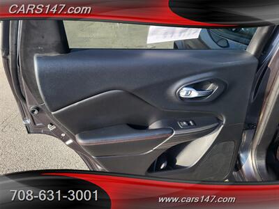 2016 Jeep Cherokee Trailhawk - Photo 19 - Midlothian, IL 60445
