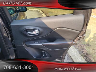 2016 Jeep Cherokee Trailhawk - Photo 21 - Midlothian, IL 60445