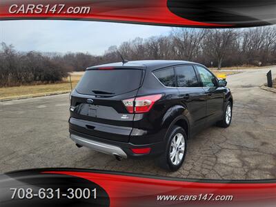 2017 Ford Escape SE   - Photo 7 - Midlothian, IL 60445