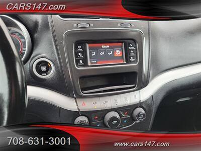 2019 Dodge Journey SE   - Photo 18 - Midlothian, IL 60445