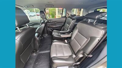 2019 GMC Acadia SLT-1   - Photo 8 - Lakeport, CA 95453-5619