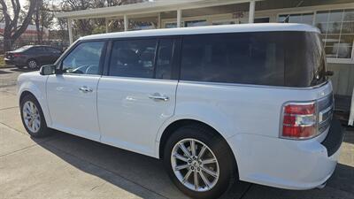 2019 Ford Flex Limited - Photo 4 - Lakeport, CA 95453-5619