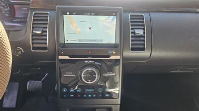 2019 Ford Flex Limited - Photo 11 - Lakeport, CA 95453-5619