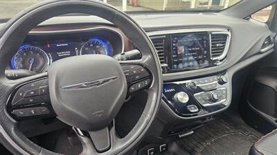 2020 Chrysler Pacifica Limited 35th Anniver - Photo 6 - Lakeport, CA 95453-5619