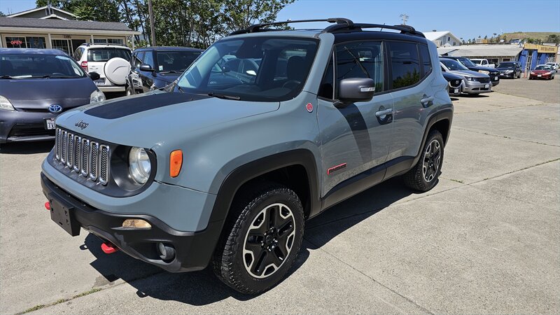 2017 Jeep Renegade Trailhawk  