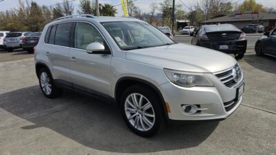 2009 Volkswagen Tiguan SE 4Motion - Photo 2 - Lakeport, CA 95453-5619