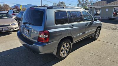 2005 Toyota Highlander - Photo 3 - Lakeport, CA 95453-5619