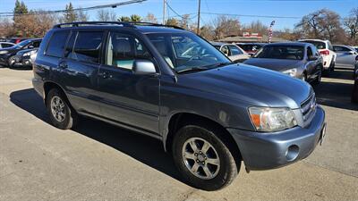 2005 Toyota Highlander - Photo 2 - Lakeport, CA 95453-5619