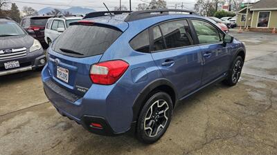 2017 Subaru Crosstrek 2.0i Premium - Photo 3 - Lakeport, CA 95453-5619