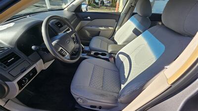 2011 Ford Fusion SE - Photo 8 - Lakeport, CA 95453-5619