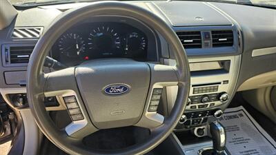 2011 Ford Fusion SE - Photo 9 - Lakeport, CA 95453-5619