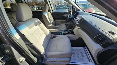 2016 Honda Pilot LX - Photo 5 - Lakeport, CA 95453-5619