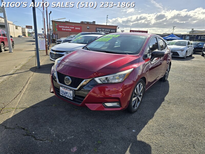 2020 Nissan Versa SR  