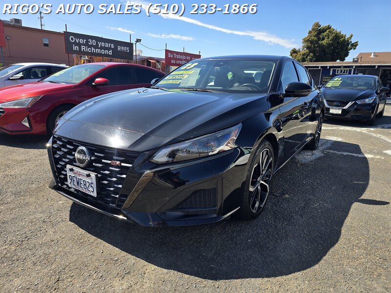 2023 Nissan Altima 2.5 SR  