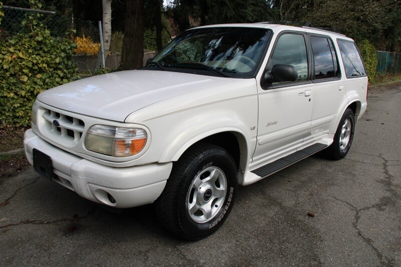 2001 Ford Explorer Limited photo