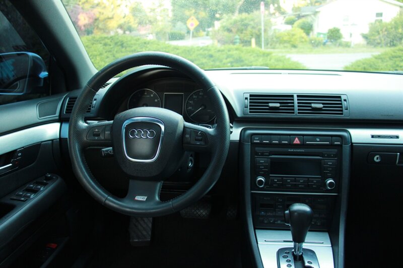 2007 Audi S4 quattro photo