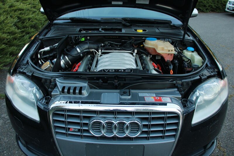2007 Audi S4 quattro photo
