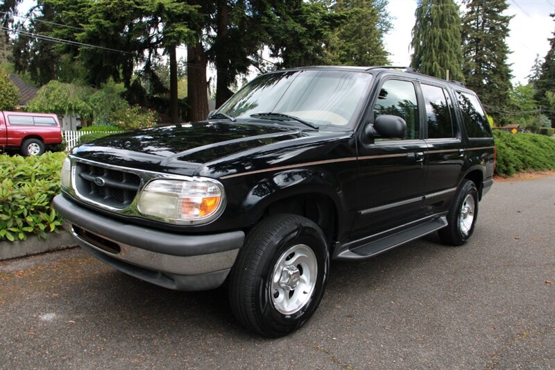 1998 Ford Explorer Limited photo