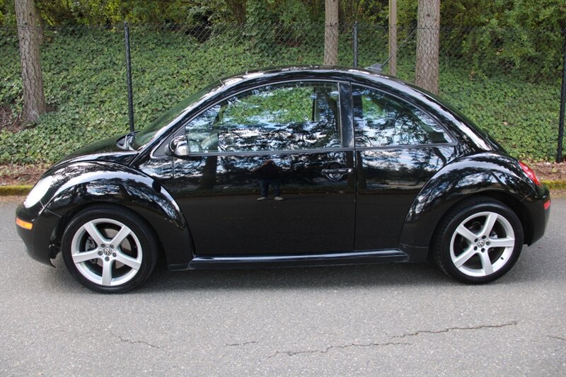 2008 Volkswagen New Beetle S photo