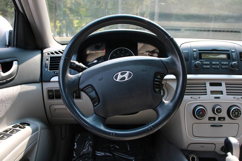 2006 Hyundai Sonata GL photo