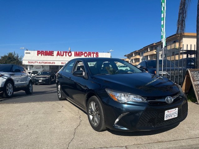 2016 Toyota Camry SE  