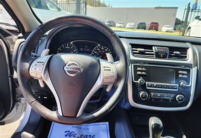 2017 Nissan Altima 2.5 SR - Photo 19 - San Diego, CA 92120