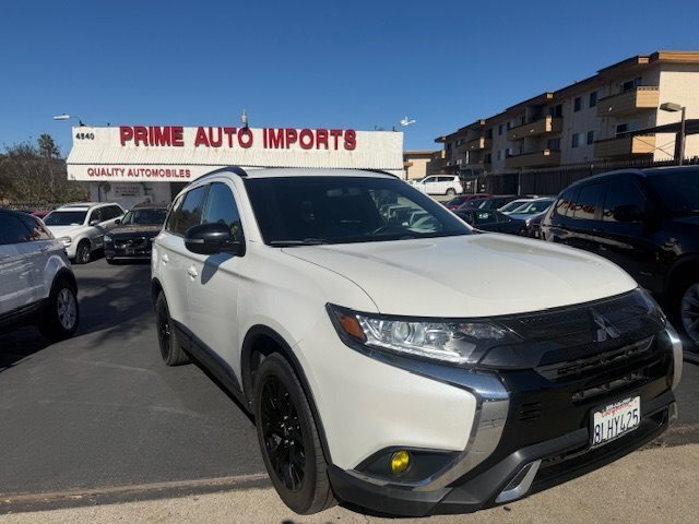 2019 Mitsubishi Outlander LE  