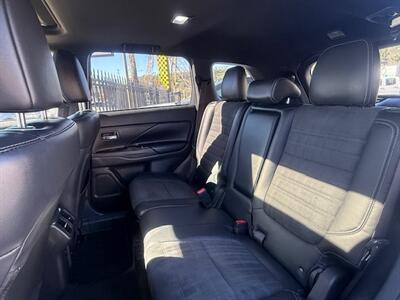 2019 Mitsubishi Outlander LE - Photo 6 - San Diego, CA 92120