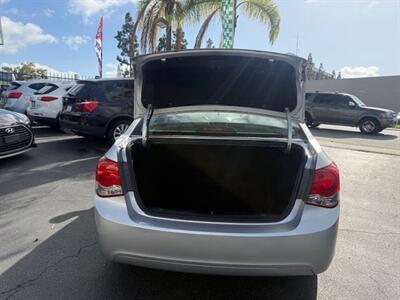 2014 Chevrolet Cruze LS Auto   - Photo 8 - San Diego, CA 92120