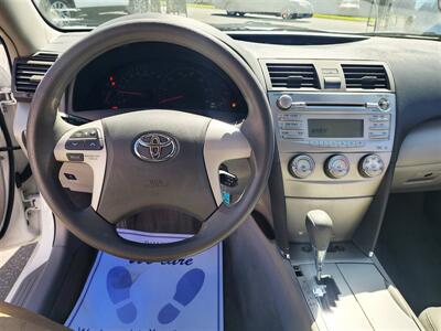 2011 Toyota Camry LE   - Photo 17 - San Diego, CA 92120