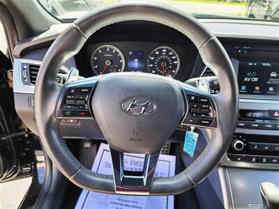 2017 Hyundai SONATA Sport 2.0T   - Photo 19 - San Diego, CA 92120