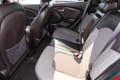 2011 Hyundai TUCSON GLS   - Photo 10 - San Diego, CA 92120