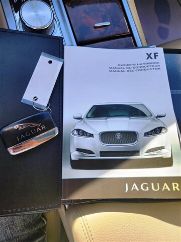 2013 Jaguar XF 3.0 photo