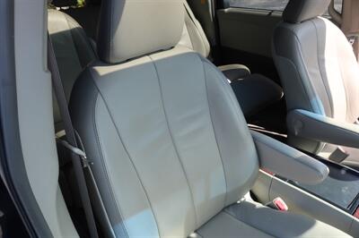 2013 Toyota Sienna Limited 7-Passenger   - Photo 61 - Lakeland, FL 33801
