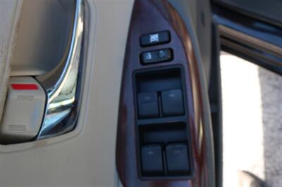 2013 Toyota Sienna Limited 7-Passenger   - Photo 40 - Lakeland, FL 33801